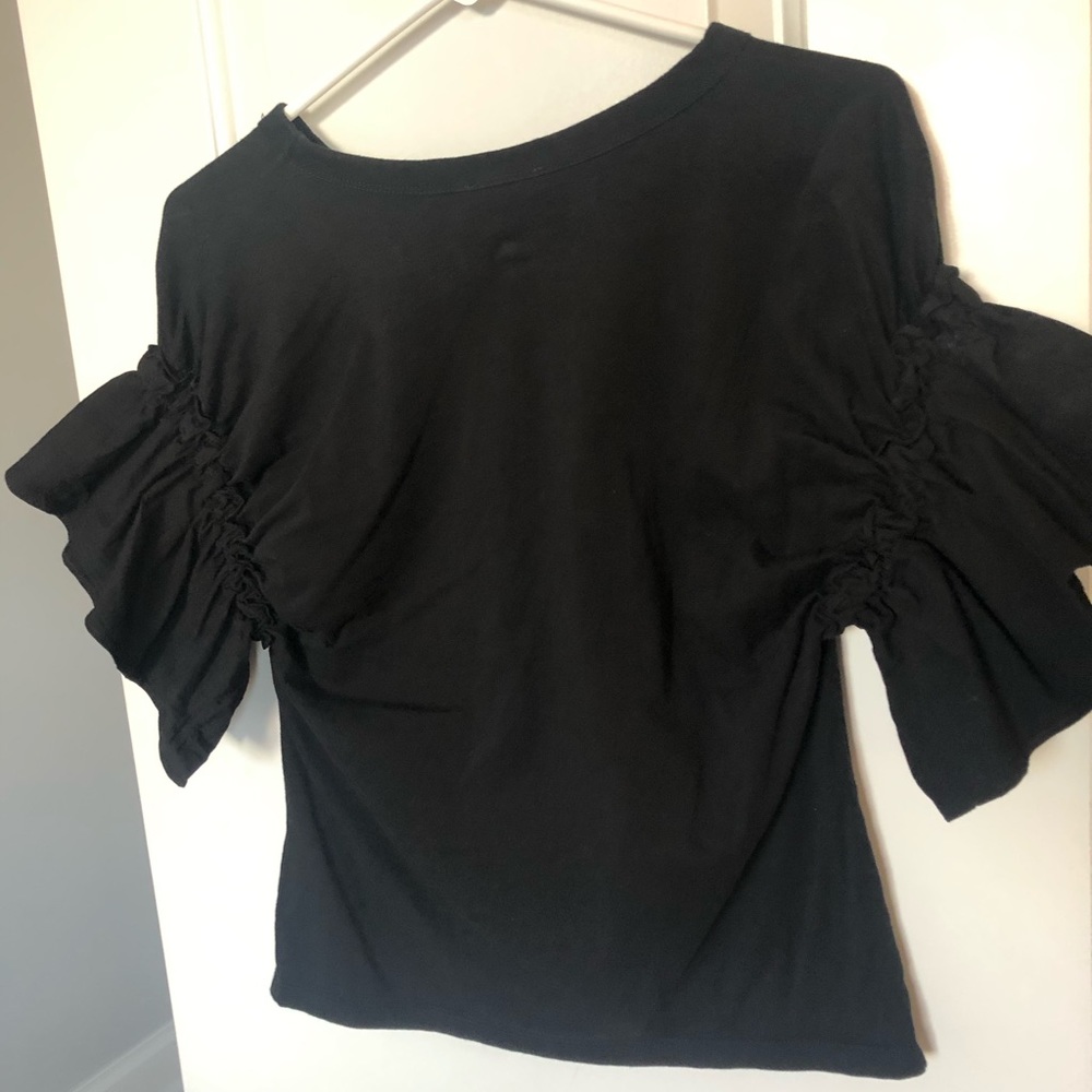 H&M Ruffle Sleeve Crop - Picture 4 of 10